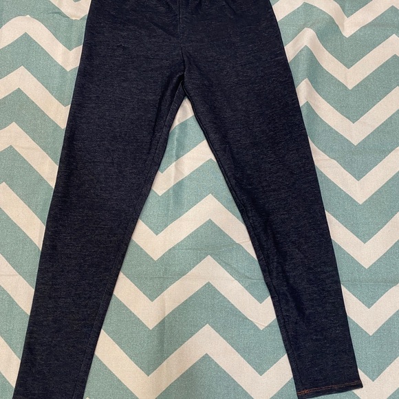 Women’s leggings bundle - Picture 5 of 15